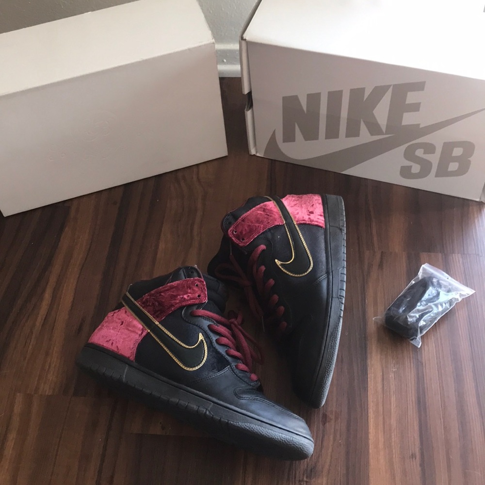 Nike Bloody Sunday Dunk High Premium
